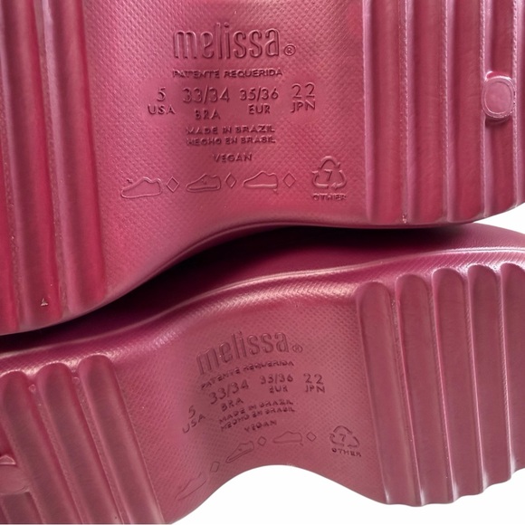 NWOB Melissa Free Clog Fluffy Platform Red Women’s Size 5 - Picture 16 of 16